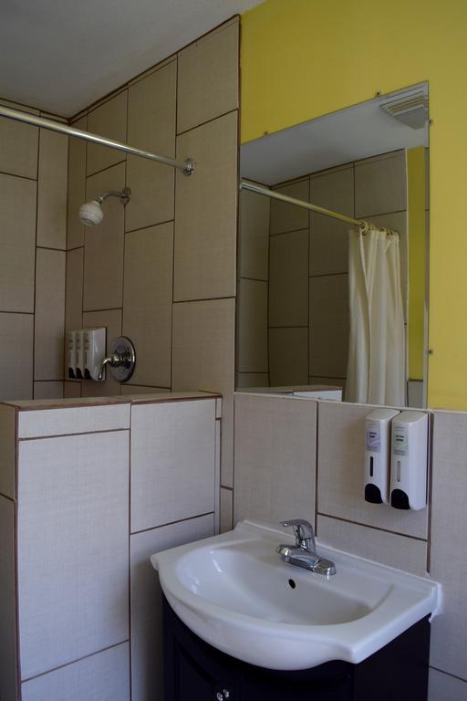 Mendota Snelling Motor Inn المظهر الخارجي الصورة