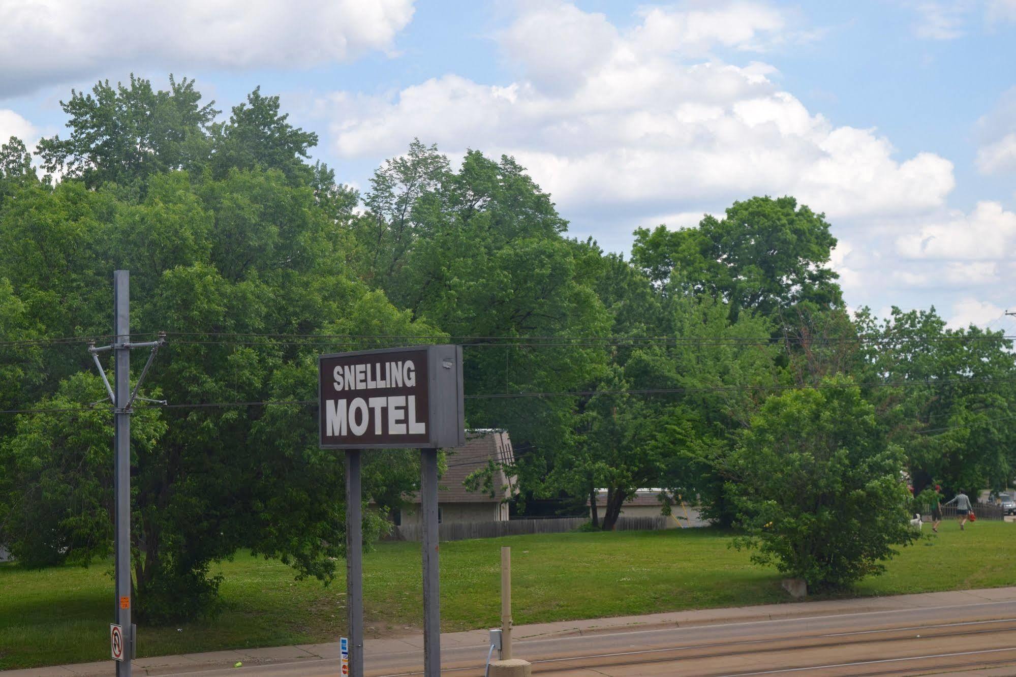 Mendota Snelling Motor Inn المظهر الخارجي الصورة