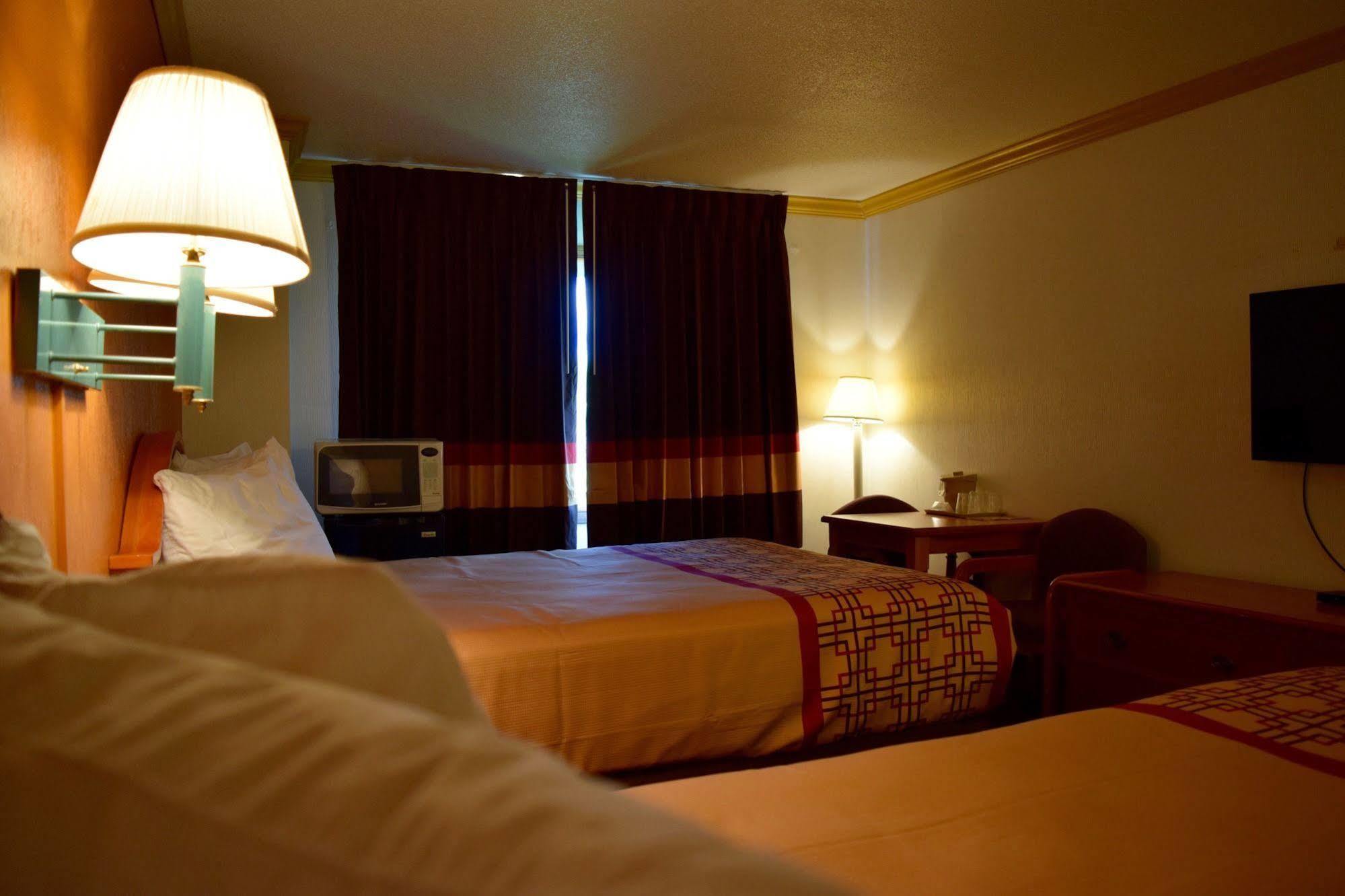 Mendota Snelling Motor Inn المظهر الخارجي الصورة